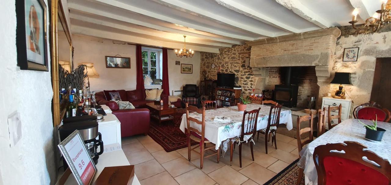 Bed and Breakfast Wisteria House Chanteloup  Экстерьер фото