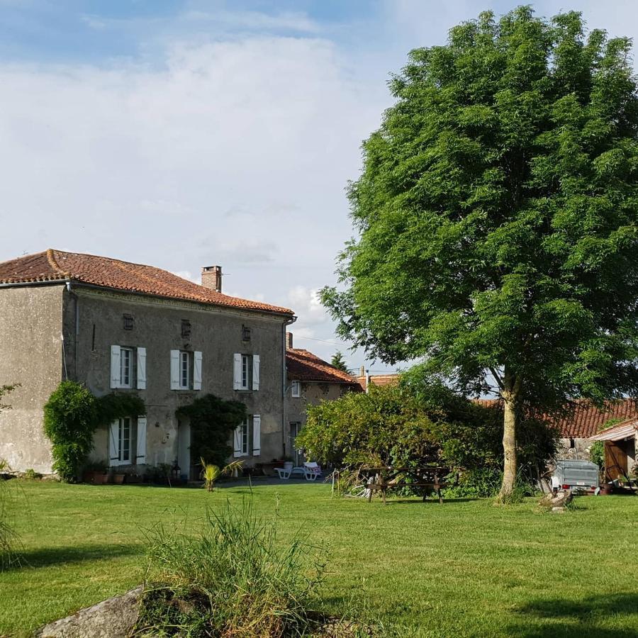 Bed and Breakfast Wisteria House Chanteloup  Экстерьер фото