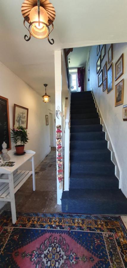 Bed and Breakfast Wisteria House Chanteloup  Экстерьер фото