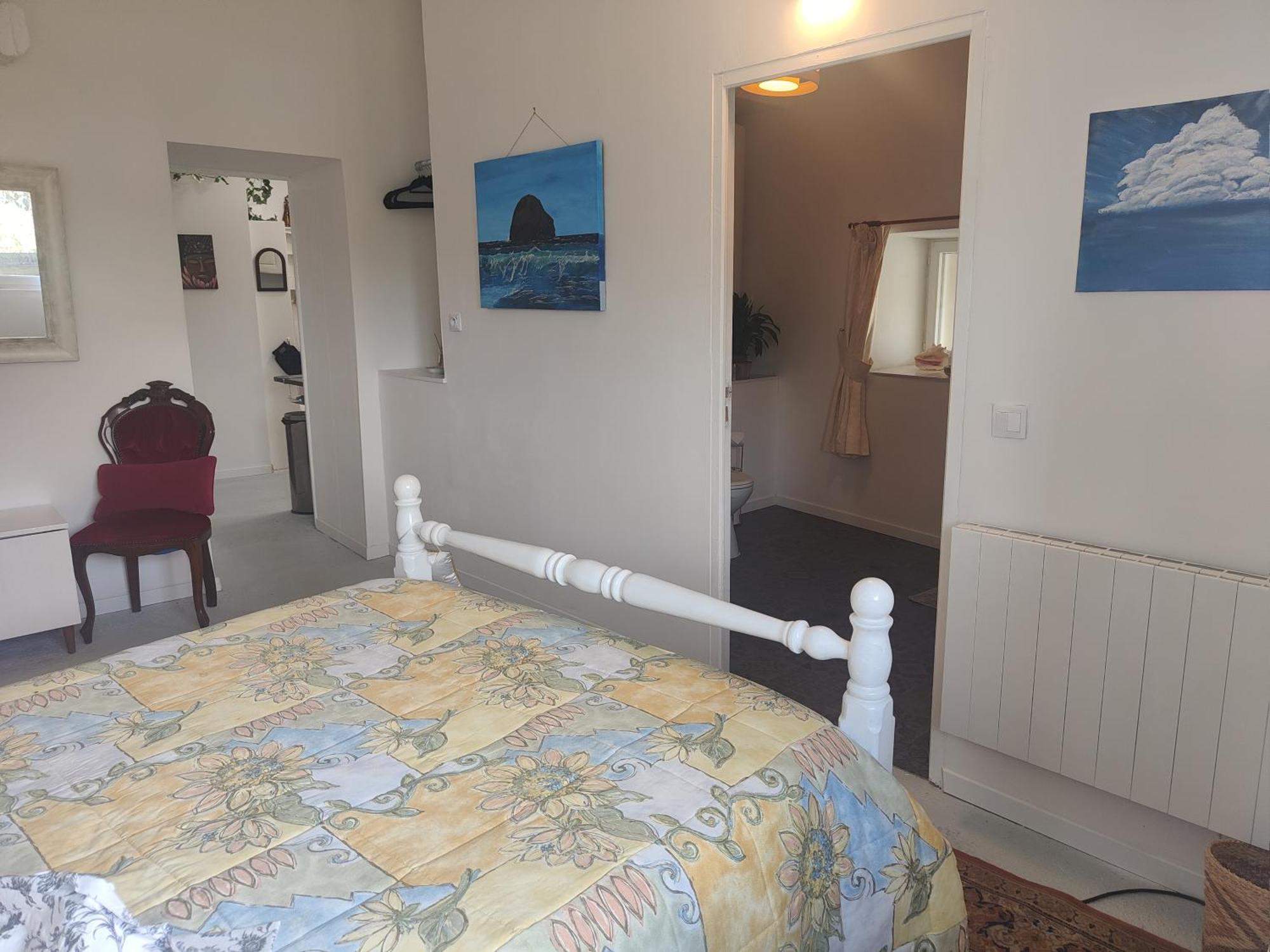 Bed and Breakfast Wisteria House Chanteloup  Экстерьер фото