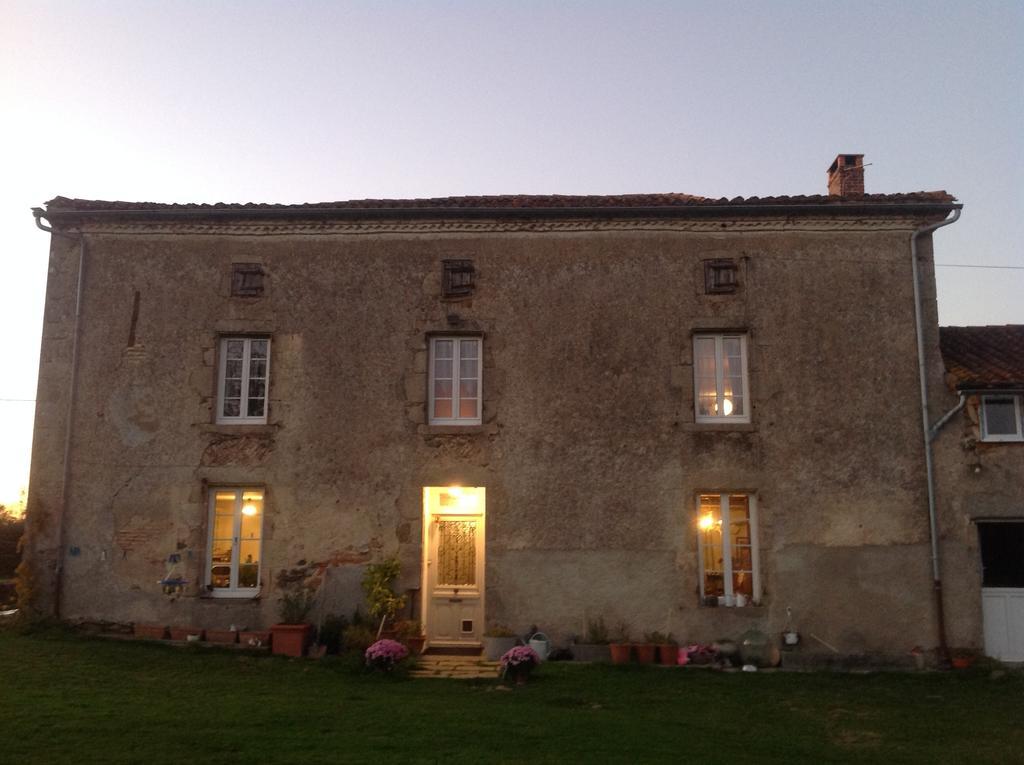 Bed and Breakfast Wisteria House Chanteloup  Экстерьер фото