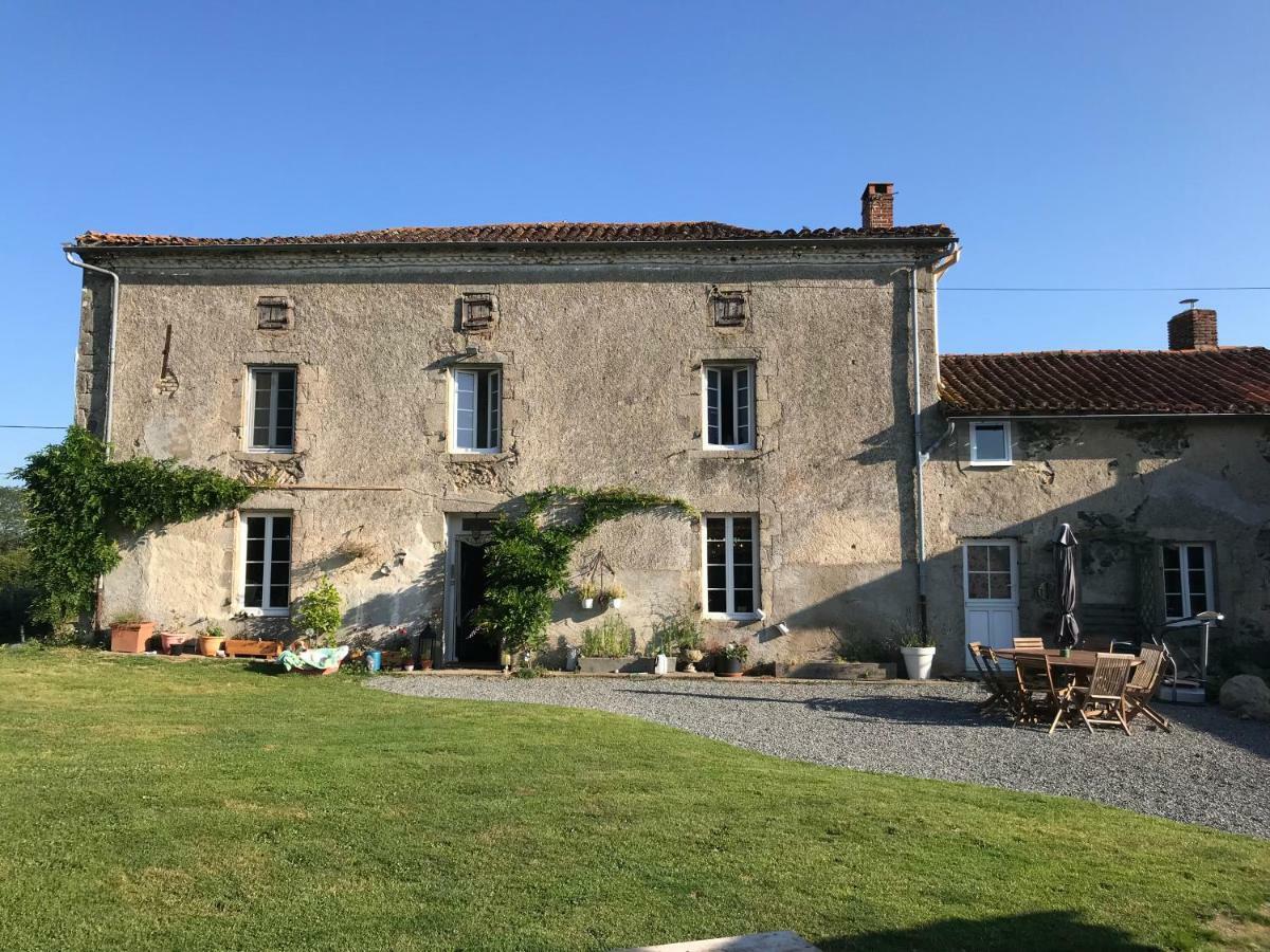 Bed and Breakfast Wisteria House Chanteloup  Экстерьер фото
